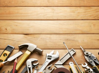 Advantages of Hiring a Professional Carpenter Compared to DIY